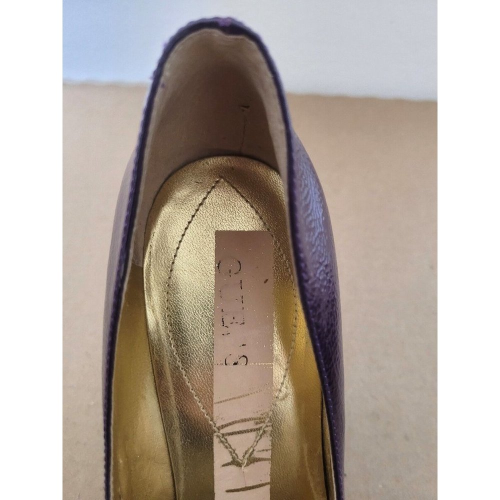 Guess Purple Patent Leather Wedge Shoes Womens Size 8.5 Peep Toe Heels - Picture 11 of 12